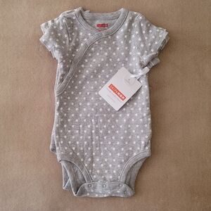 Skip Hop Modern Baby Basics Grey 3 Pack Bodysuit  Size 6 Months (Unisex) *NWT